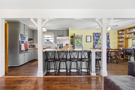 Country Home for Sale in Maury County, Tennessee - image 11