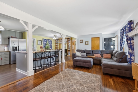 Country Home for Sale in Maury County, Tennessee - image 10