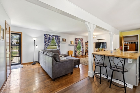 Country Home for Sale in Maury County, Tennessee - image 7