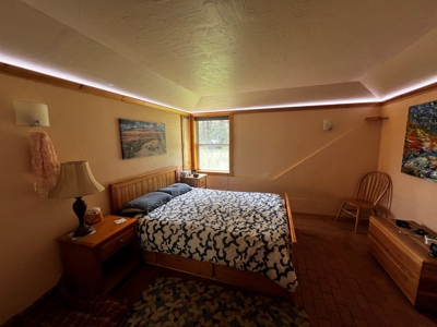 Passive Solar Masterpiece in the Carson National Forest - image 24