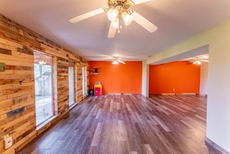 Country Home and Acreage in West Plains Missouri - image 26