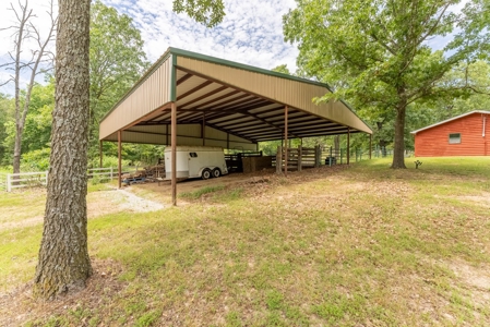 Country Home and Acreage in West Plains Missouri - image 34