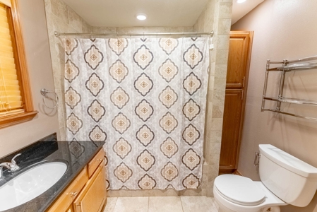 Country Home and Acreage in West Plains Missouri - image 22