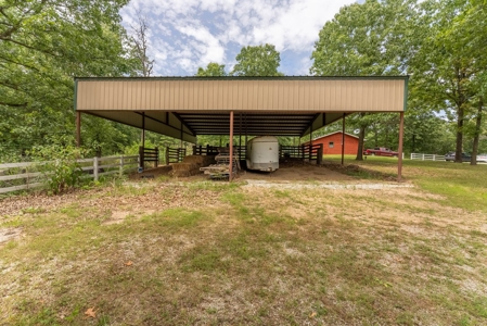 Country Home and Acreage in West Plains Missouri - image 36