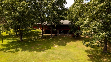 Country Home and Acreage in West Plains Missouri - image 45