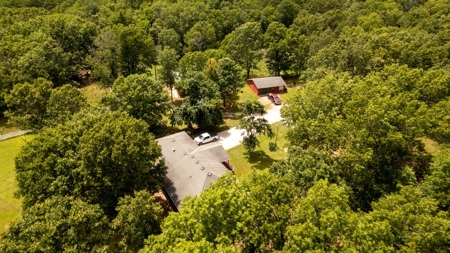 Country Home and Acreage in West Plains Missouri - image 46