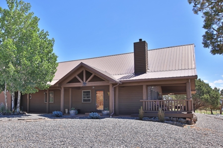 Log Home with Acreage and Horse Corrals For Sale in Colorado - image 4