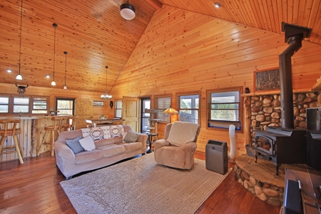 Log Home with Acreage and Horse Corrals For Sale in Colorado - image 8