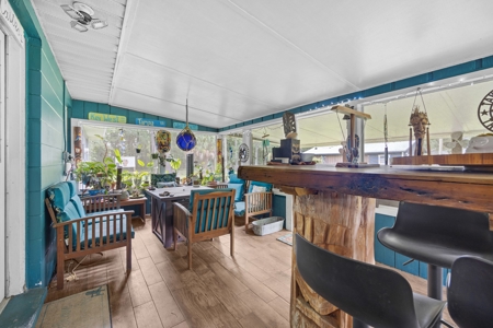 Adorable 3 Bedroom, 2 Bathroom Near The Wacassa River! - image 20