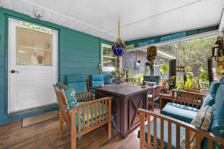 Adorable 3 Bedroom, 2 Bathroom Near The Wacassa River! - image 22