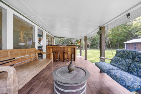 Adorable 3 Bedroom, 2 Bathroom Near The Wacassa River! - image 23