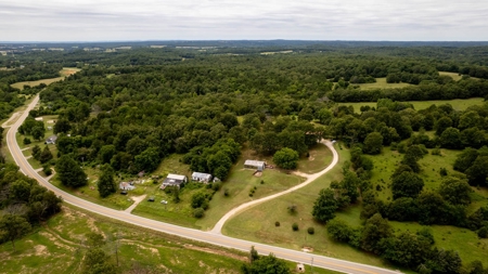 Ozarks Country Home And Shop On 15 Acres Near Salem Arkansas - image 38