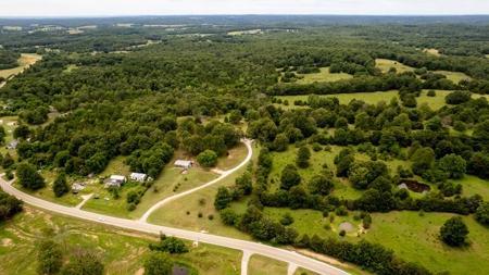 Ozarks Country Home And Shop On 15 Acres Near Salem Arkansas - image 37