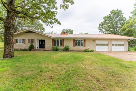 Ozarks Country Home And Shop On 15 Acres Near Salem Arkansas - image 7