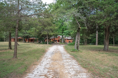 Winnsboro Wood County Texas Horseshoe Bend Home + 15.5 Acres - image 7