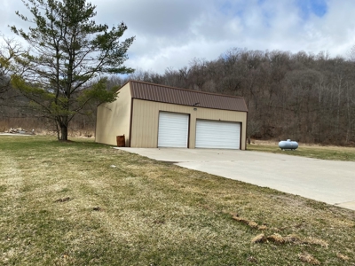 Home on Class 1 Trout Stream Vernon County WI - image 3