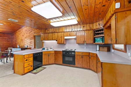 Home on 40 acres & live water in Heath Valley near ATV trail - image 2