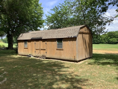 Country Home For Sale on 18 Acres - image 5