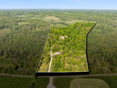 Private Country Home In Tennessee With Shop,  Fencing - image 30