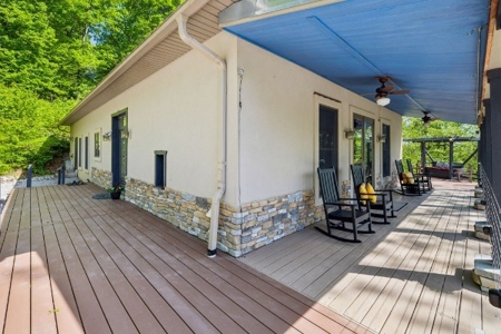 Private Country Home In Tennessee With Shop,  Fencing - image 3