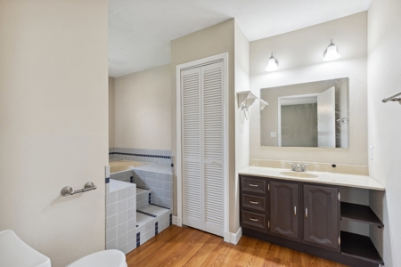 Cozy Ranch Home On 2 Acres In Morriston, Fl - image 11