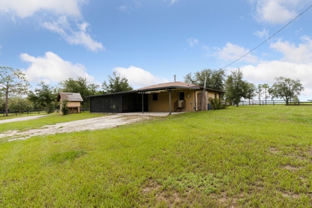 Cozy Ranch Home On 2 Acres In Morriston, Fl - image 21