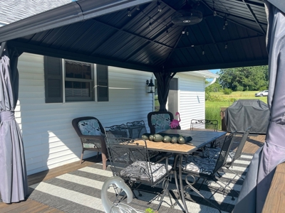 Country Living Close To Town Ranch Home For Sale - image 6