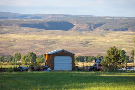 Hotchkiss CO Country Home for Sale has Irrigated Acreage - image 21
