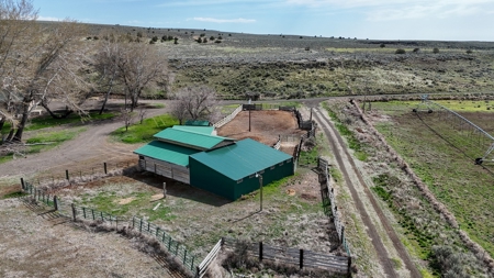 Eastern Oregon Weaver Springs Farm - image 31