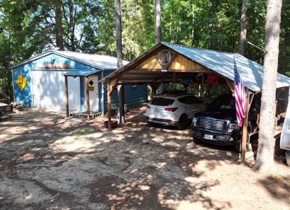 East TX Sustainable Solar Off Grid Barndominium with Land - image 9
