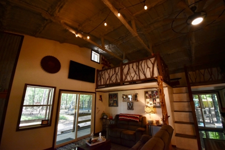 East TX Sustainable Solar Off Grid Barndominium with Land - image 28