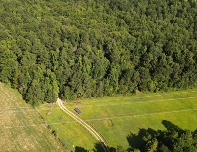 East TX Sustainable Solar Off Grid Barndominium with Land - image 5