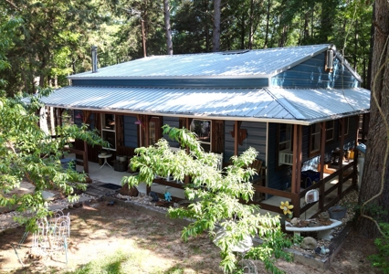 East TX Sustainable Solar Off Grid Barndominium with Land - image 8