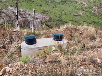 Camp or Build on Your Secluded Lot - image 12