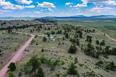Mountain Oasis In Ranch Of The Rockies - image 9