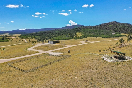 Mountain Oasis In Ranch Of The Rockies - image 49