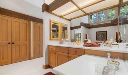 TURN-KEY Mountain Home on Golf Course - image 34