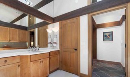 TURN-KEY Mountain Home on Golf Course - image 32