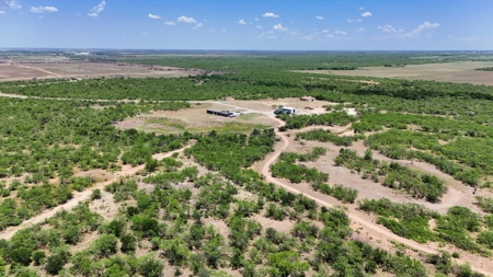 3 Guns Ranch - Exceptional 691-Acre High Fence Property - image 11