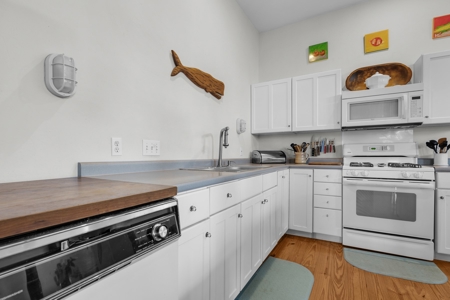Suwannee Water Front Home For Sale - image 45