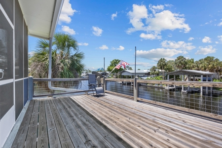Suwannee Water Front Home For Sale - image 20