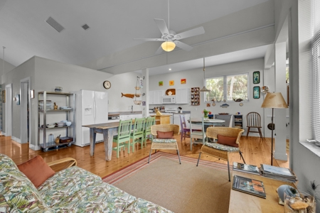 Suwannee Water Front Home For Sale - image 31