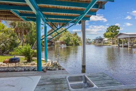 Suwannee Water Front Home For Sale - image 13