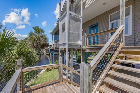 Suwannee Water Front Home For Sale - image 38