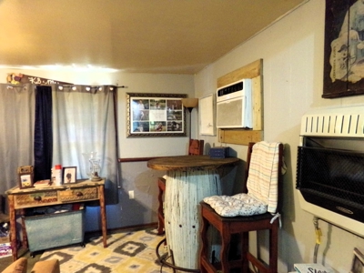 Home in Country Town, NE TX, Red River County, Detroit TX - image 8