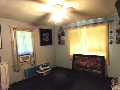 Home in Country Town, NE TX, Red River County, Detroit TX - image 10
