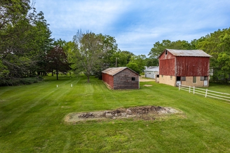 19+/- Acre 4 bedroom Hobby Farm Online Only - image 41