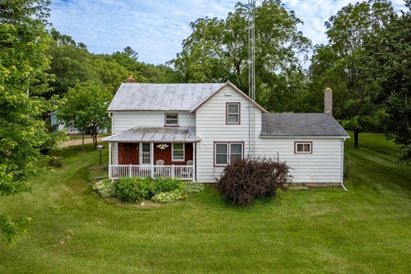 19+/- Acre 4 bedroom Hobby Farm Online Only - image 3