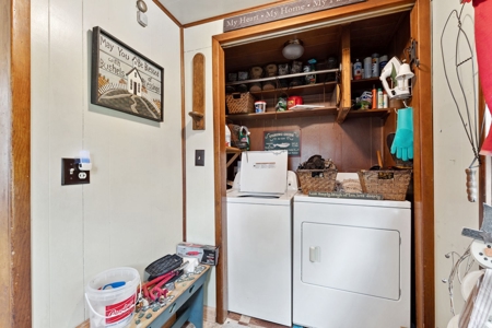 19+/- Acre 4 bedroom Hobby Farm Online Only - image 23