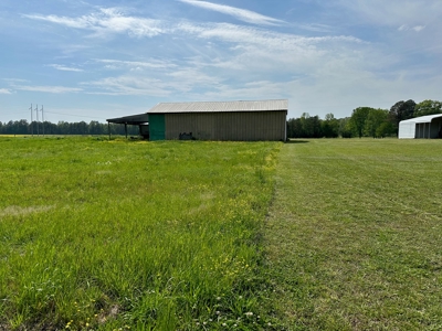 Home / Farm With Land, Pond, And Barn In Tennessee - image 46